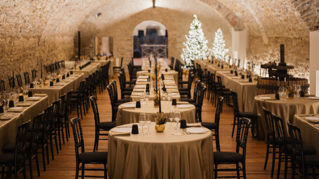immagine allestimento tavolata catering bergamo e provincia